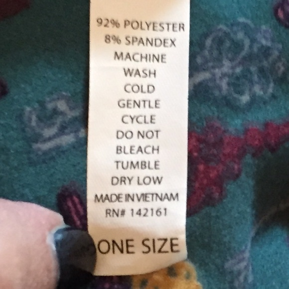 ⚡️ 🗝 EUC LuLaRoe OS Leggings with Skeleton Keys - Picture 4 of 4